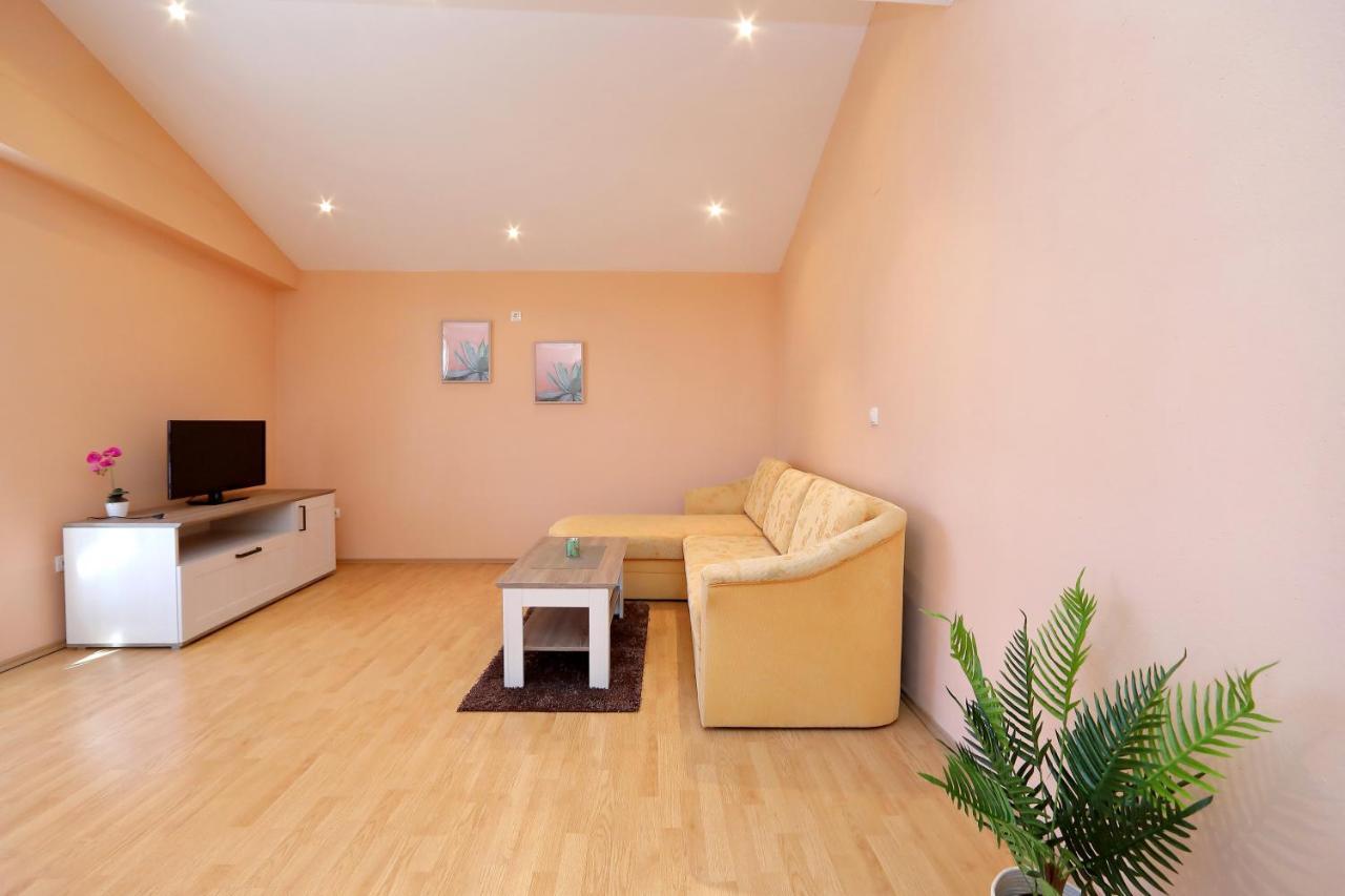 Apartmani Jagoda บาร์บินเย ภายนอก รูปภาพ