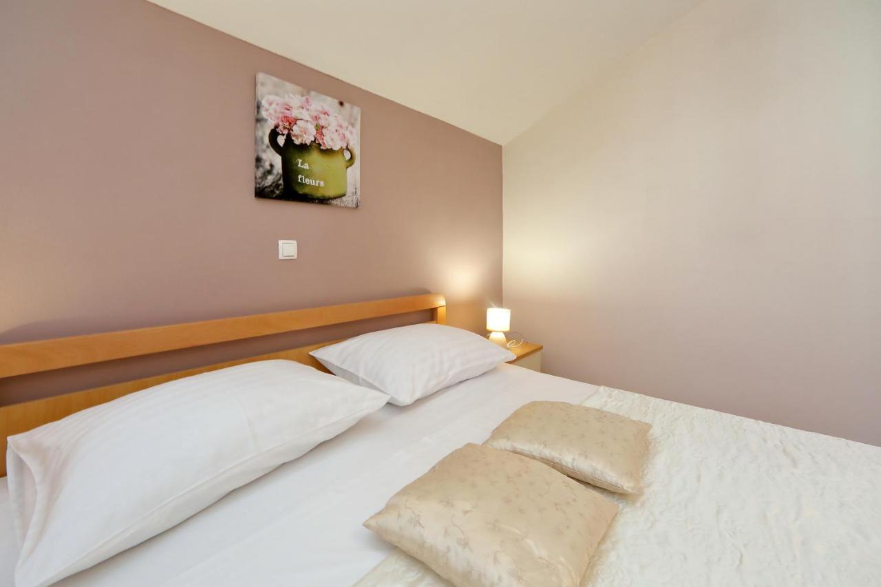 Apartmani Jagoda บาร์บินเย ภายนอก รูปภาพ